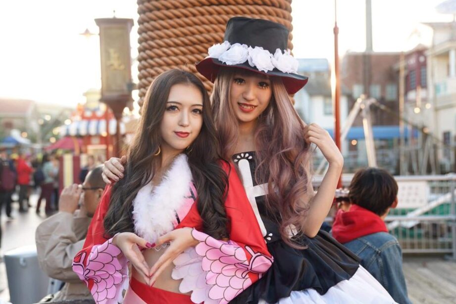 ユニバ コスプレ いつから始まったのかを解説